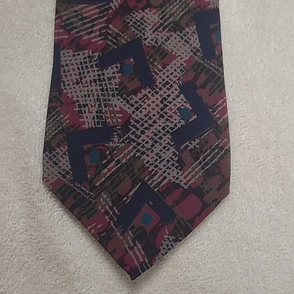 Torriani Elegant Mens Neckties Lot of 2 Paisley and Geometric‎ Patterned